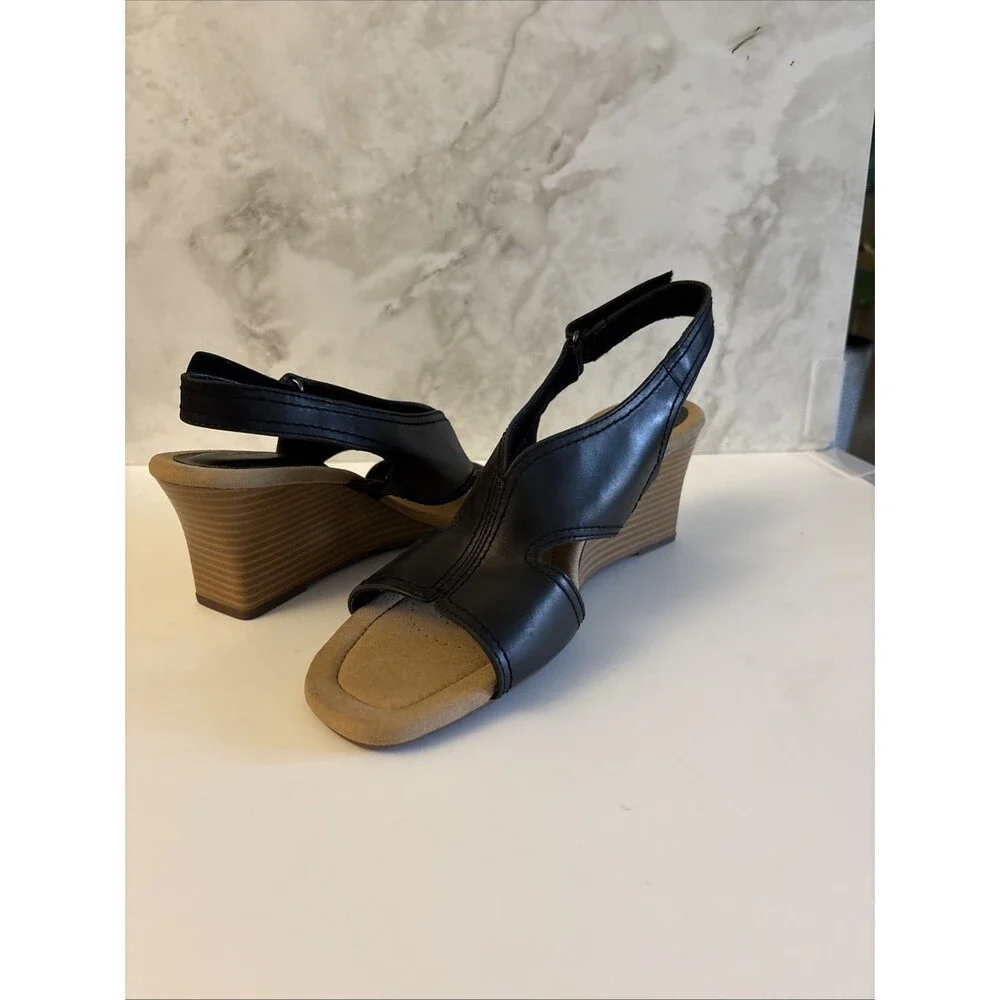 Clark's Wedge Sandals Kyara Aster Sz 10 EUC City Chic